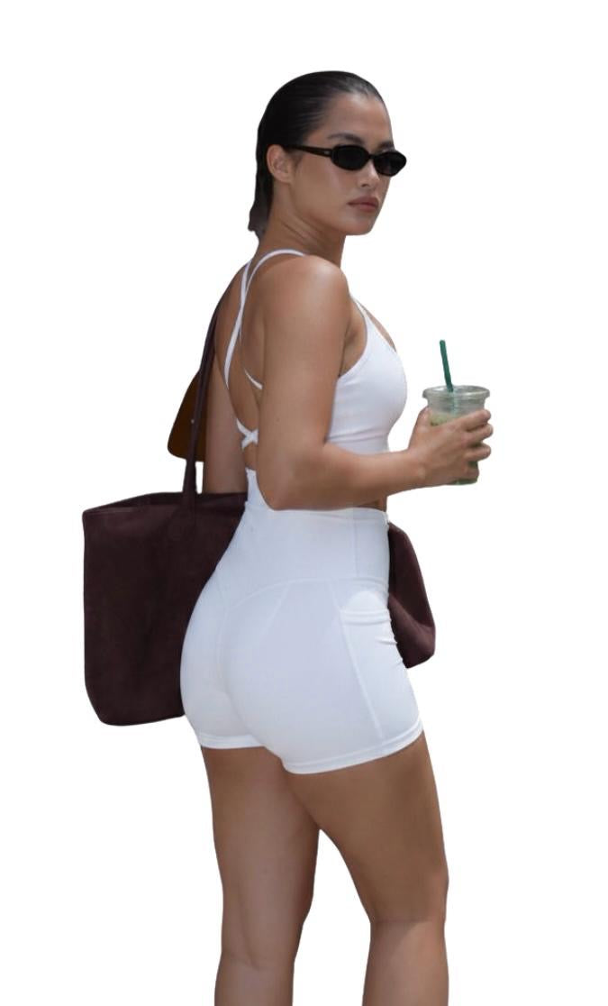 SHORT LUCRECIA BLANCO