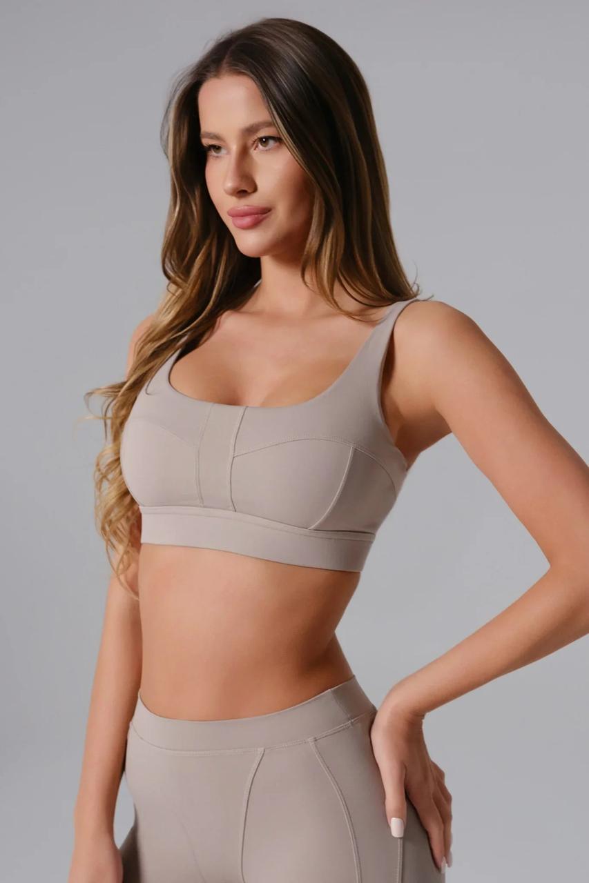 TOP NEGRO BEIGE ASTRAL