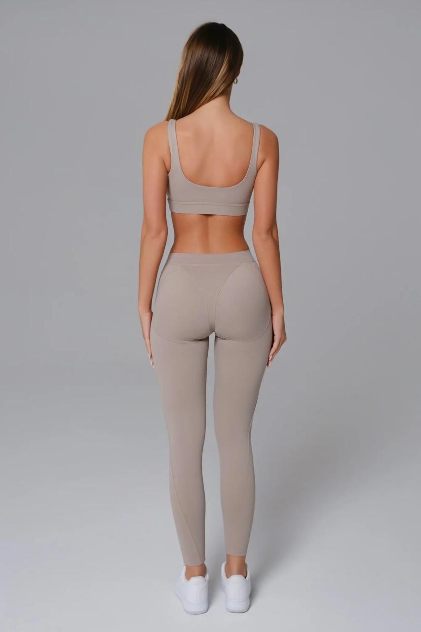 TOP NEGRO BEIGE ASTRAL