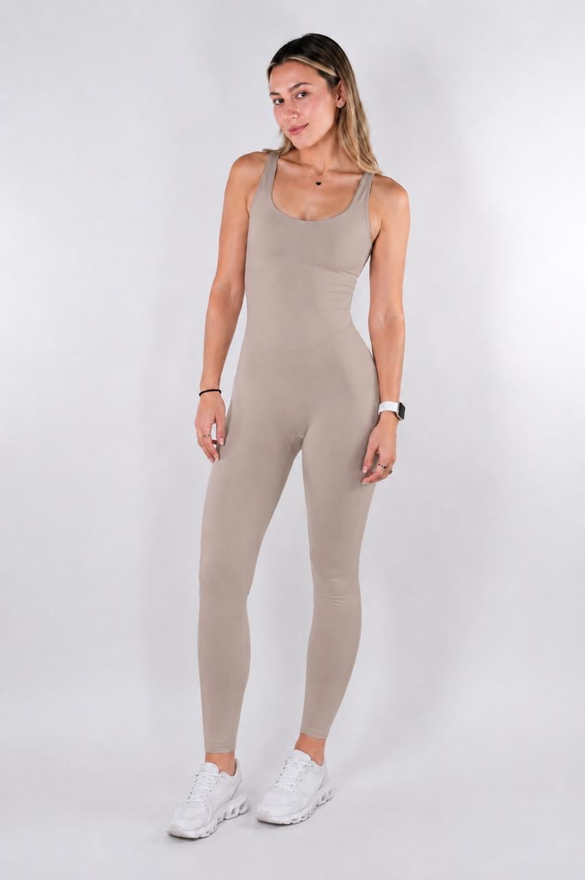 HAILEY SKINNY BEIGE - JUMPSUIT