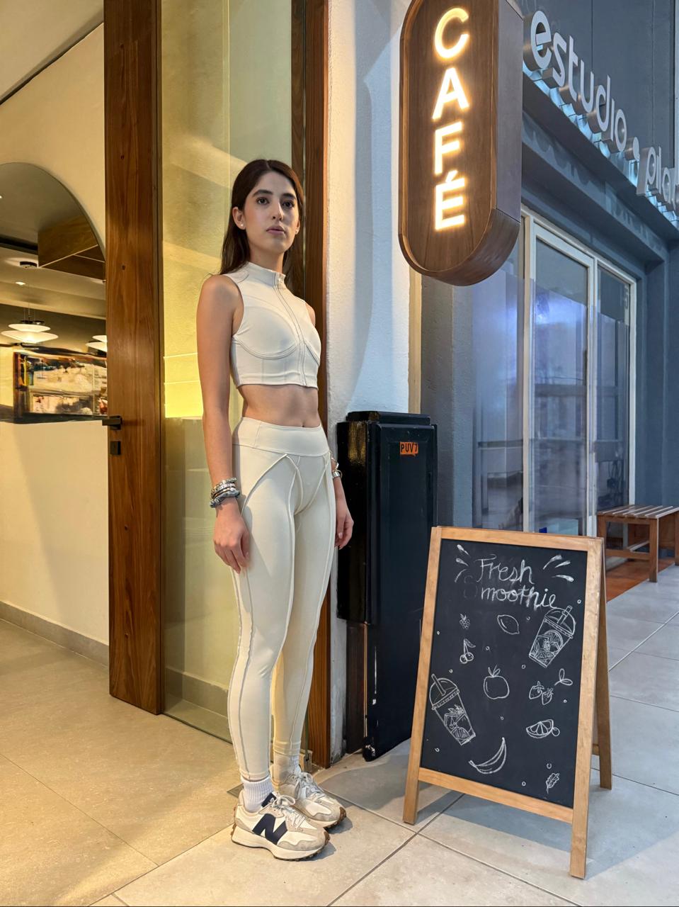 NOVA ERA IVORY SET