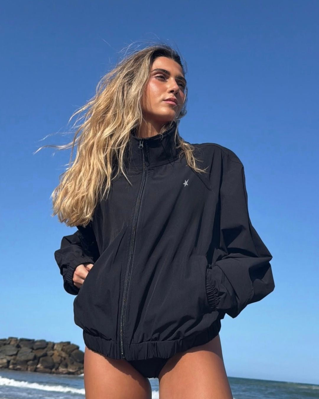 BOMBER VOLT NEGRA